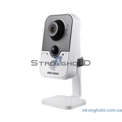 2МП IP відеокамера Hikvision з PIR датчиком Hikvision DS-2CD2420F-IW (4 мм)